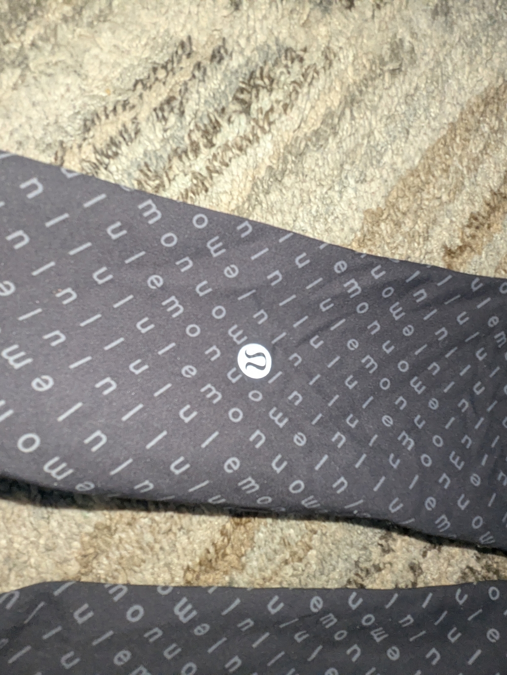lululemon athletica Black Patterned High-Rise Leggings - Picture 4 of 6